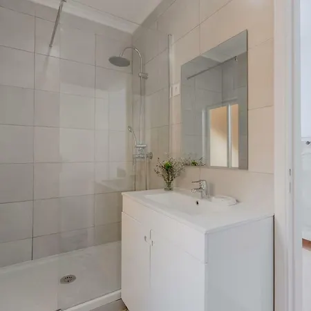 Appartement Bright & Spacious With Orange Tree Patio, By Timecooler
